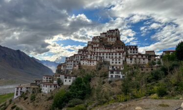 Spiti Valley guided tour from Manali